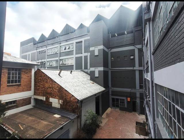 BUSINESS FOR SALE IN NEW DOORNFONTEIN